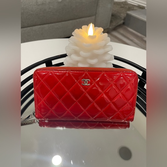 CHANEL Handbags - Pre Loved CHANEL  Matelasse Long Wallet Patent leather Red Tone CC